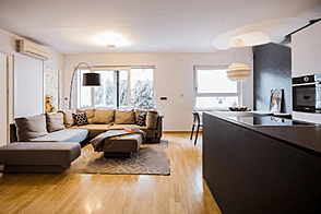 Квартира с четырьмя комнатами в районе Зеленая Яма