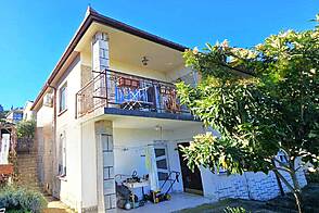 Дом расположен в Семеделе