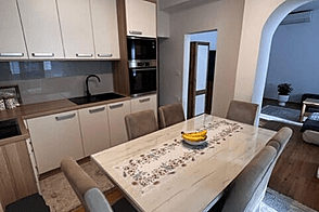 Жилье на Доленской улице