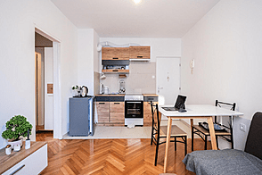 Четырехкомнатная квартира в центре.