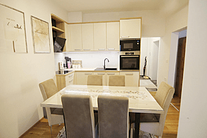 Квартира с тремя комнатами на Новом Руднике