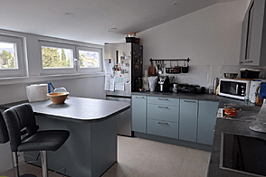 Дом, 3-комнатная квартира, Луция