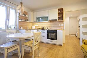 Мургле с двухкомнатной квартирой