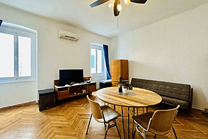 Квартира с тремя комнатами в Пиране