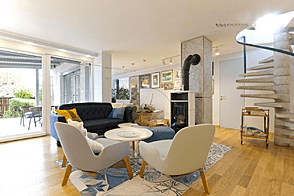 Дом с атриумом в Новом Шентвиде