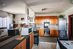 Квартира с тремя комнатами в Чрнуче