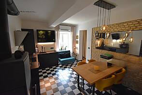 Трёхкомнатная квартира возле канала