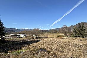 Земельный участок в застройке 