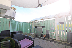 Квартира с двумя комнатами, атриумом и парковкой, расположенная на Новом Долгом Мосту.