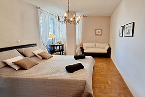 Квартира с четырьмя комнатами на улице Долинская