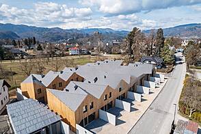 Резиденция Озеро дом с террасой