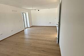 Квартира с тремя комнатами в Вижмарье