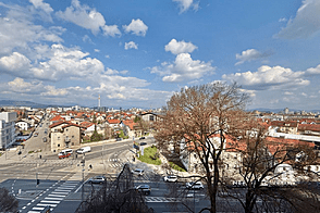 Квартира с тремя комнатами в Шишке