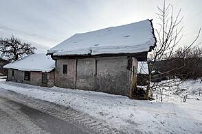 Здание, Перница