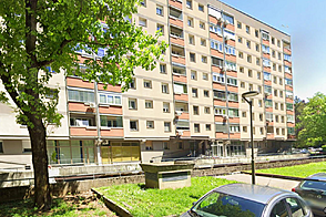 Квартира с тремя комнатами в районе Шишка