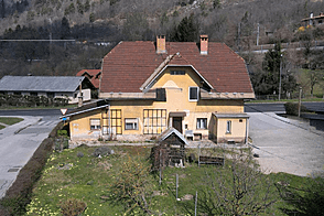 Дом, Двойчек Словенский Яворник