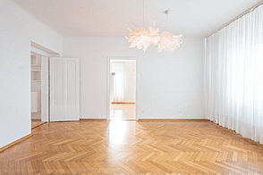 Трехкомнатная квартира, Брод