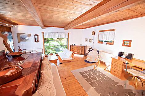 Дом в Бледе.: 2