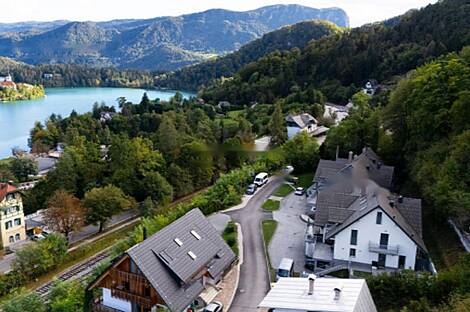 Особняк с верандой на берегу озера Блед: 6