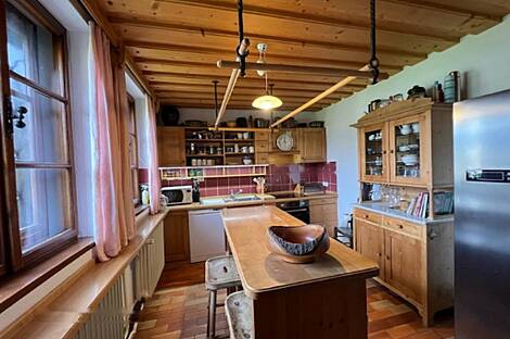 Блед, дом: 11