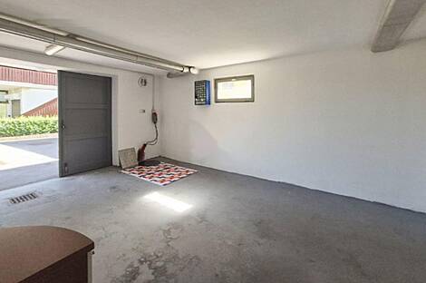 Блед, дом: 13