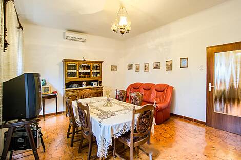 Брестовица у Комна, дом: 4