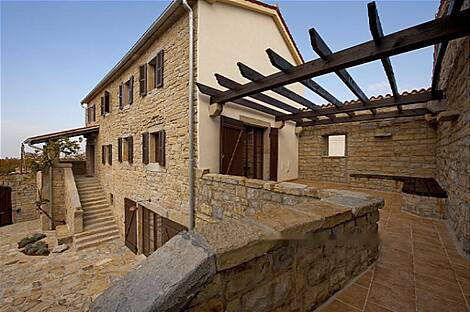 Тополовец, дом.: 4