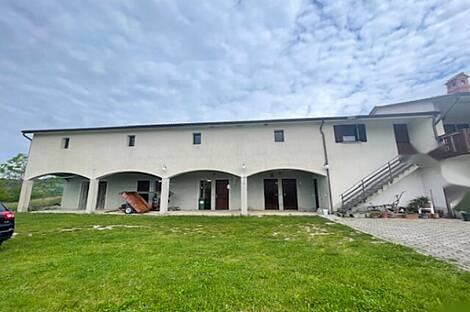 Здание в Ковчице: 4