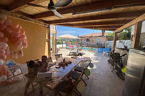 Здание, Паречаг: 23