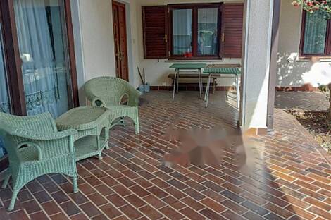 Сежана, дом: 8