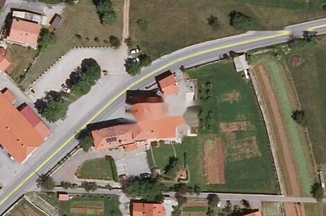 Дом в Шторье расположен в живописной местности, окружённой густыми лесами и чистым воздухом.: 17