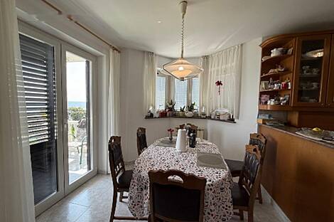 Паречаг, дом.: 14