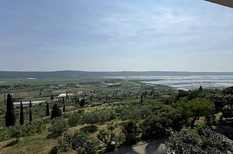 Паречаг, дом.: 18