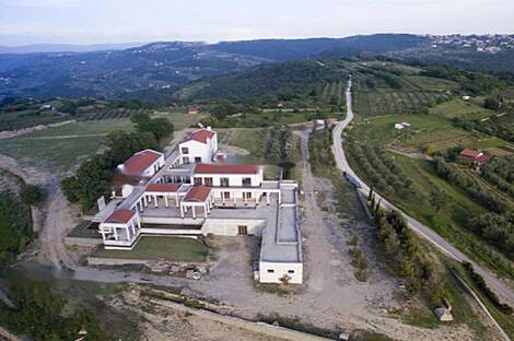 Малья, дом.: 14