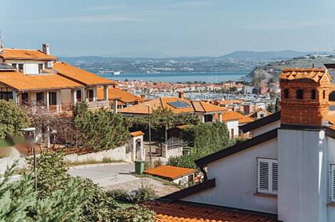 Дом в Ягодье: 1