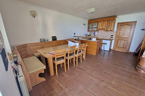 Изола, дом: 11