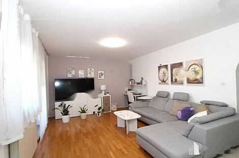 Малия, дом: 11