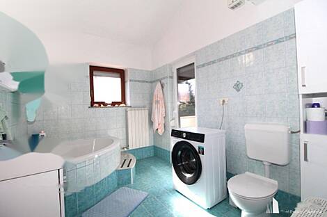 Малия, дом: 24