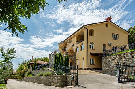 Резиденция, Корте: 6