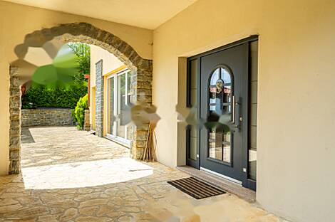 Резиденция, Корте: 8