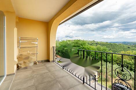 Резиденция, Корте: 25