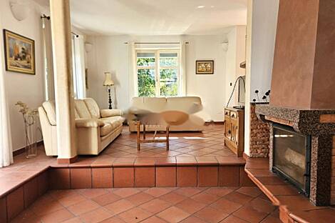 Изолский дом: 4