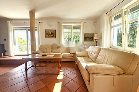 Изолский дом: 5