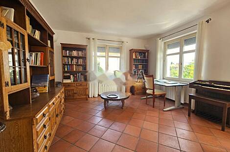 Изолский дом: 6