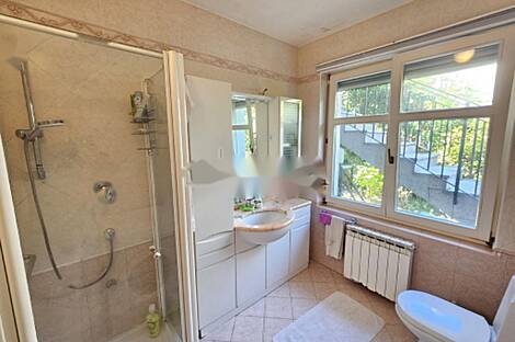 Изолский дом: 19