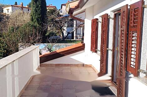 Жилой дом с террасой в Ягодье: 19