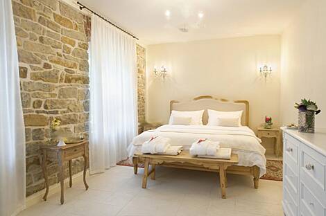 Осап, дом: 12