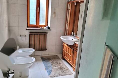 Резиденция, Чежари: 16