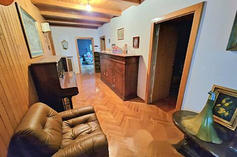 Резиденция, Чежари: 19