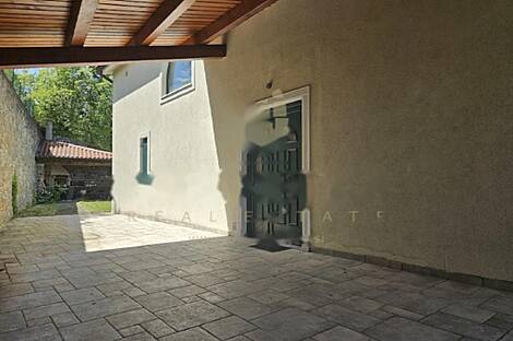 Копер, дом: 12